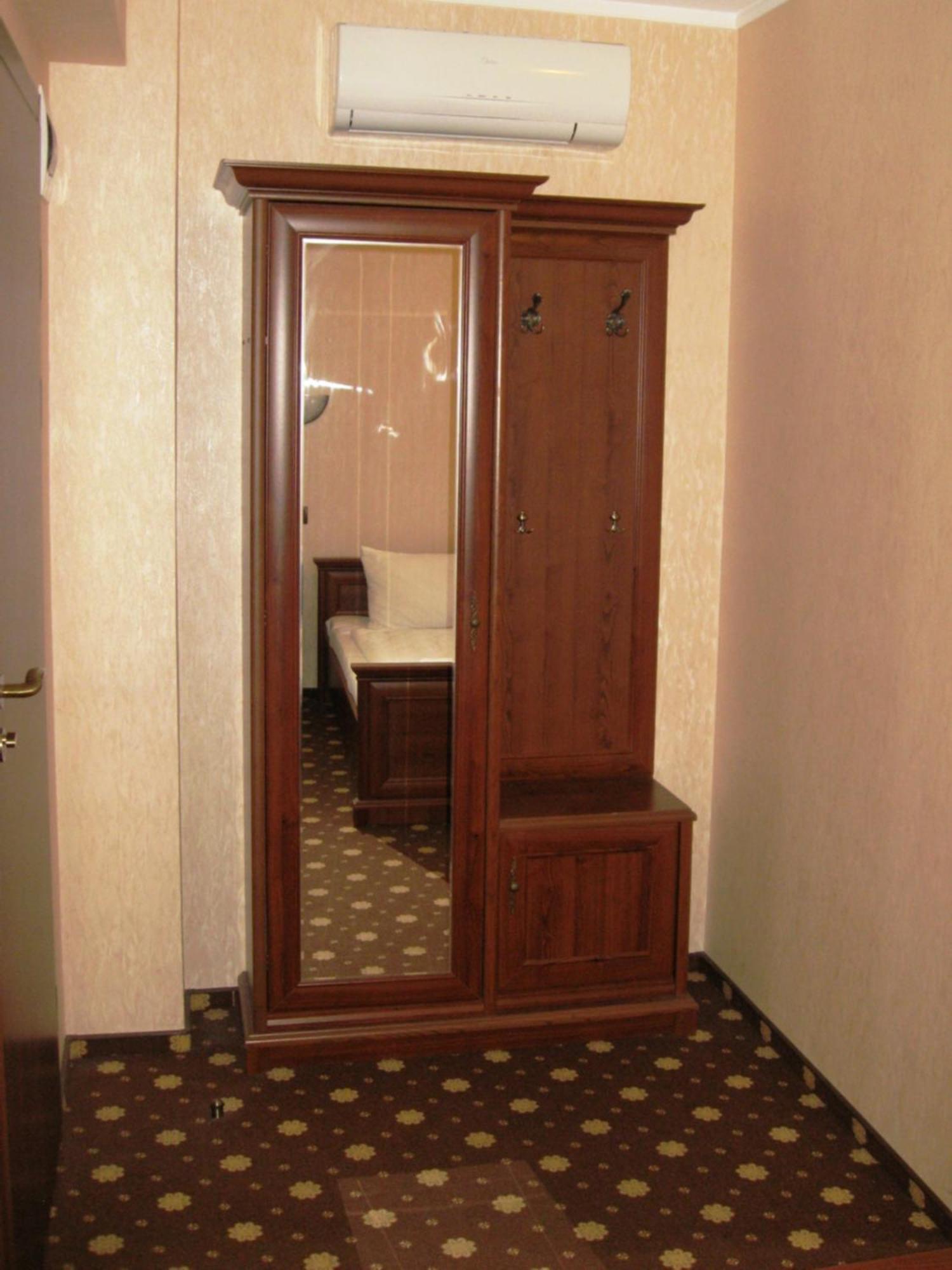 Shato Paradis Hotel Irpin Zimmer foto